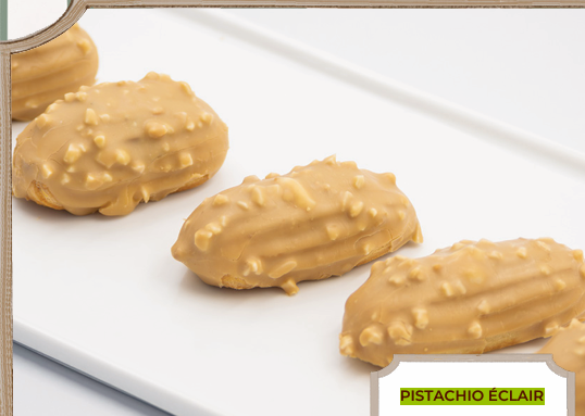 Pistachio Éclair (3 pieces)